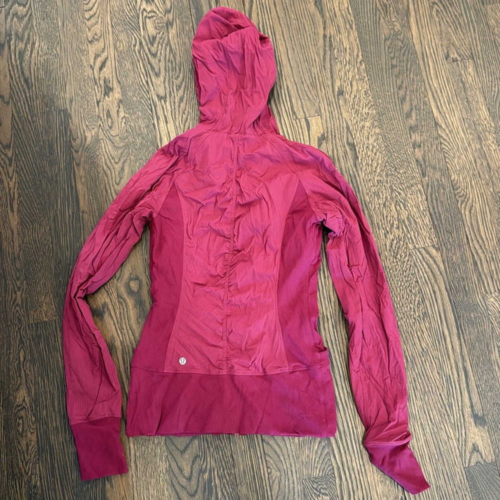 Lululemon Jacket - Picture 4 of 5